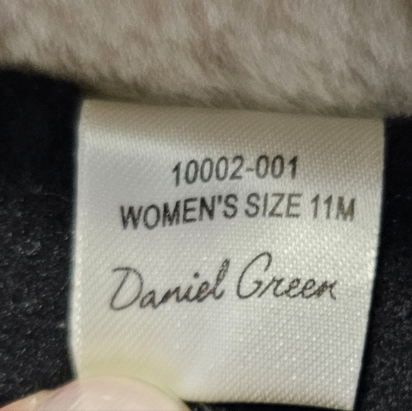 *New Mary-Jane Slippers* - Picture 9 of 9